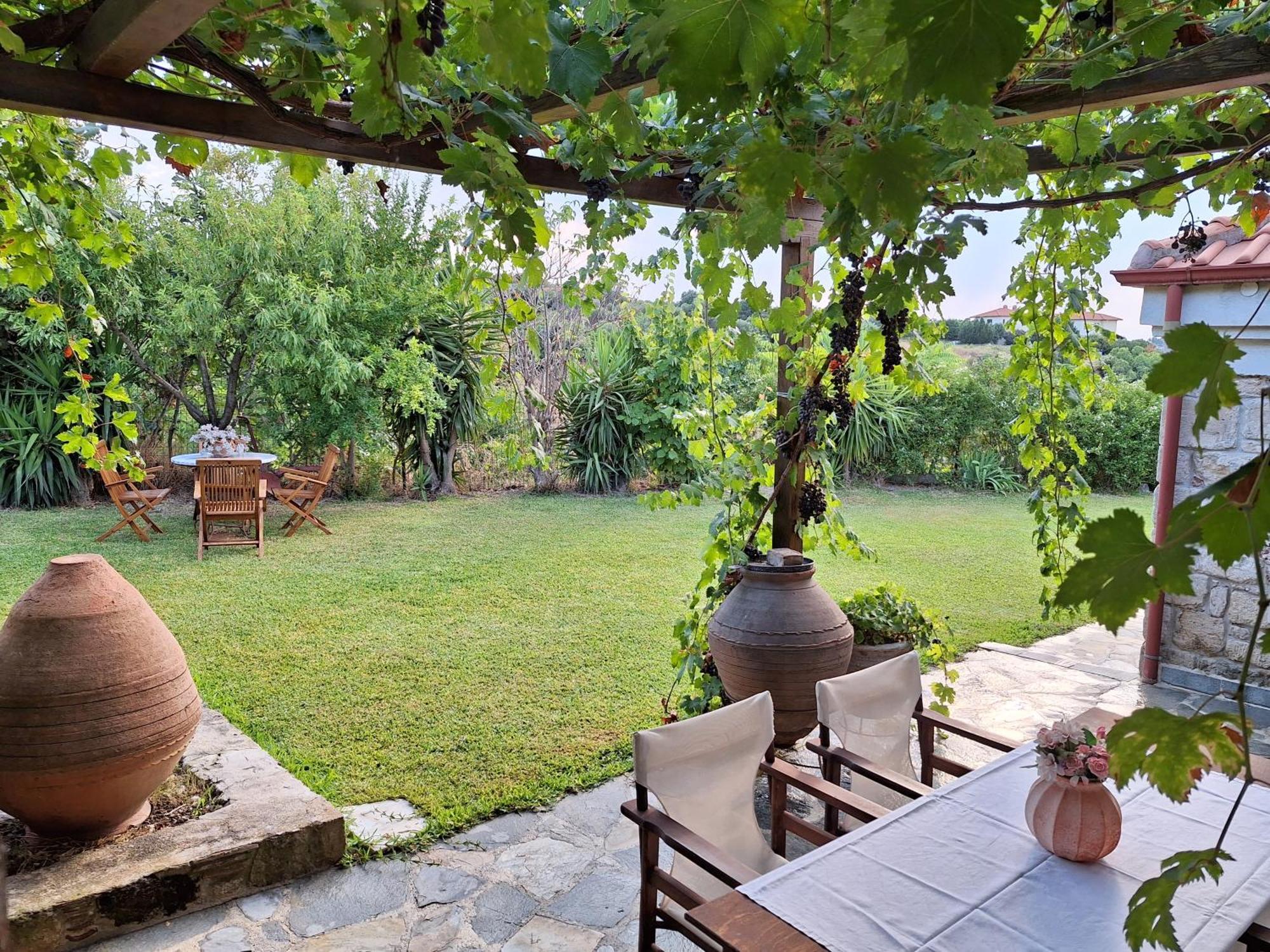 Villa Garden House Kristi à Possidi Extérieur photo